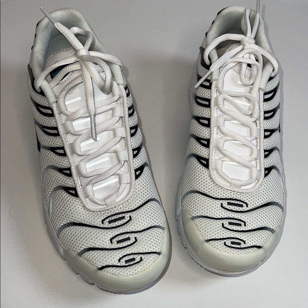 🩵NWT NIKE AIR MAX PLUS BG SIZE 6.5y - Picture 6 of 13